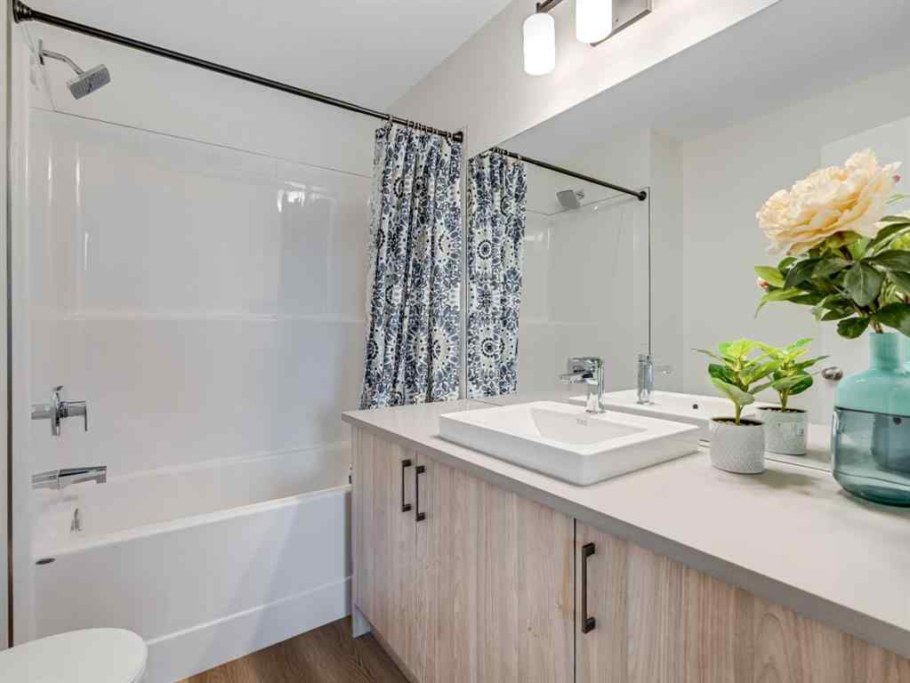 MLS® A2267158 - Unit #1305 200 SouthRidge Drive  in Westmount_OK Okotoks, Residential