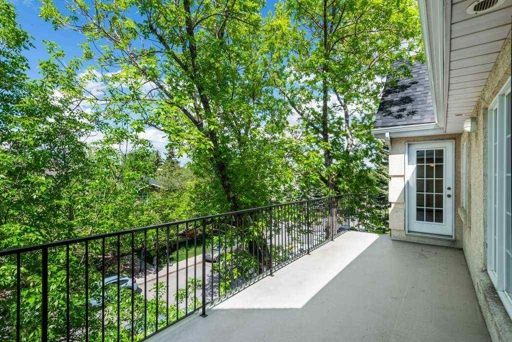 MLS® A2267159 - Unit #301 705 56 Avenue SW in Windsor Park Calgary, Residential