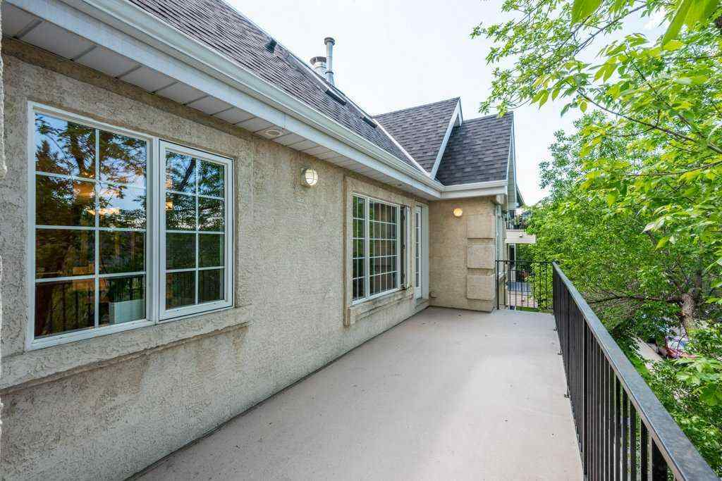 MLS® A2267159 - Unit #301 705 56 Avenue SW in Windsor Park Calgary, Residential