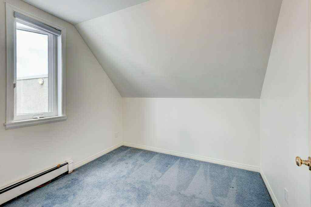 MLS® A2267159 - Unit #301 705 56 Avenue SW in Windsor Park Calgary, Residential