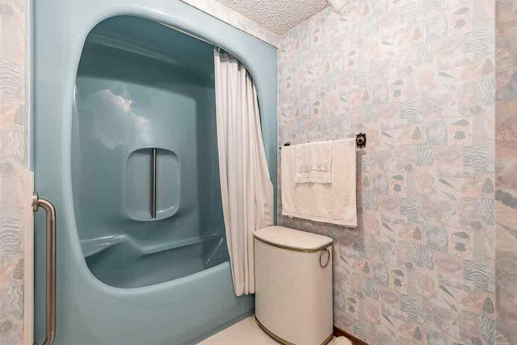 MLS® A2267160 - 2481 12 Avenue SE in Connaught Medicine Hat, Residential