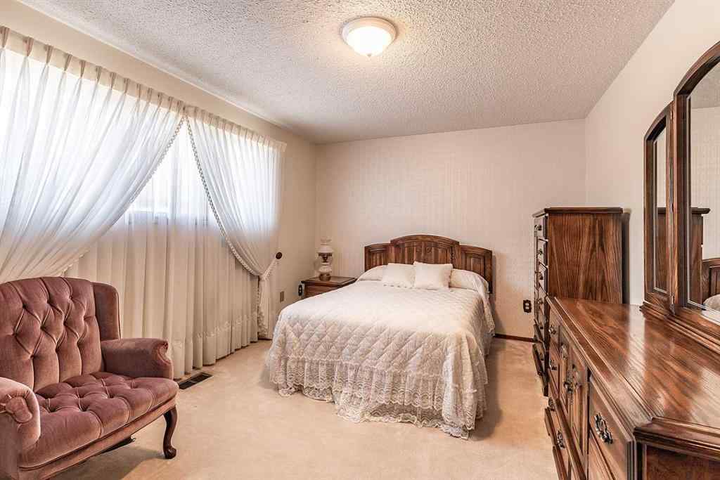 MLS® A2267160 - 2481 12 Avenue SE in Connaught Medicine Hat, Residential