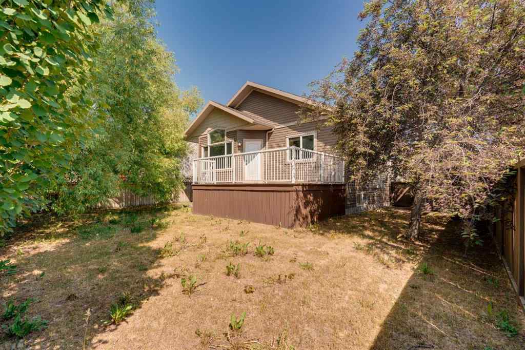 MLS® A2267161 - 106 Thornbird Way SE in Thorburn Airdrie, Residential