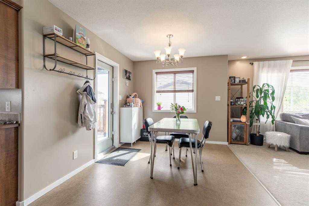 MLS® A2267162 - 3 Aberdeen Road W in West Highlands Lethbridge, Rental