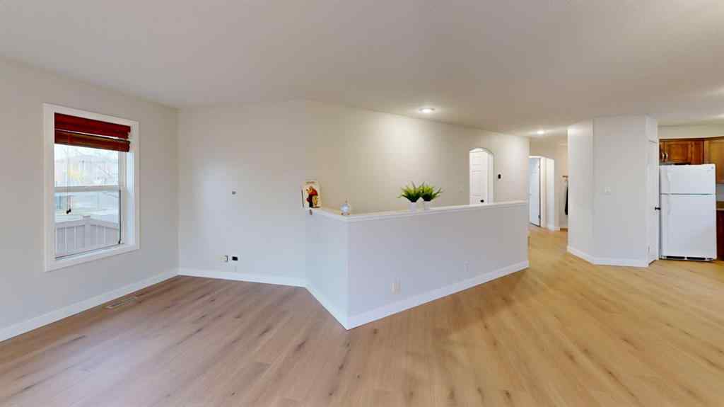 MLS&reg; # A2267162 - 3 Aberdeen Road W in West Highlands Lethbridge, Rental Open Houses