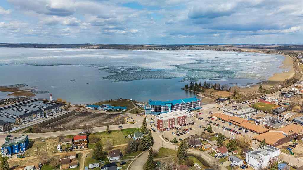 MLS® A2267164 - Unit #207 5040 53 Street  in Downtown Sylvan Lake, Residential