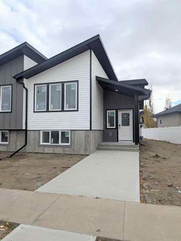 MLS® A2267167 - 61 Somerside Gate SE in SE Southridge Medicine Hat, Residential