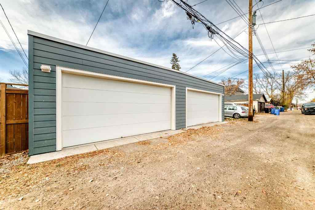 MLS® A2267168 - 2516 16A Street SE in Inglewood Calgary, Residential