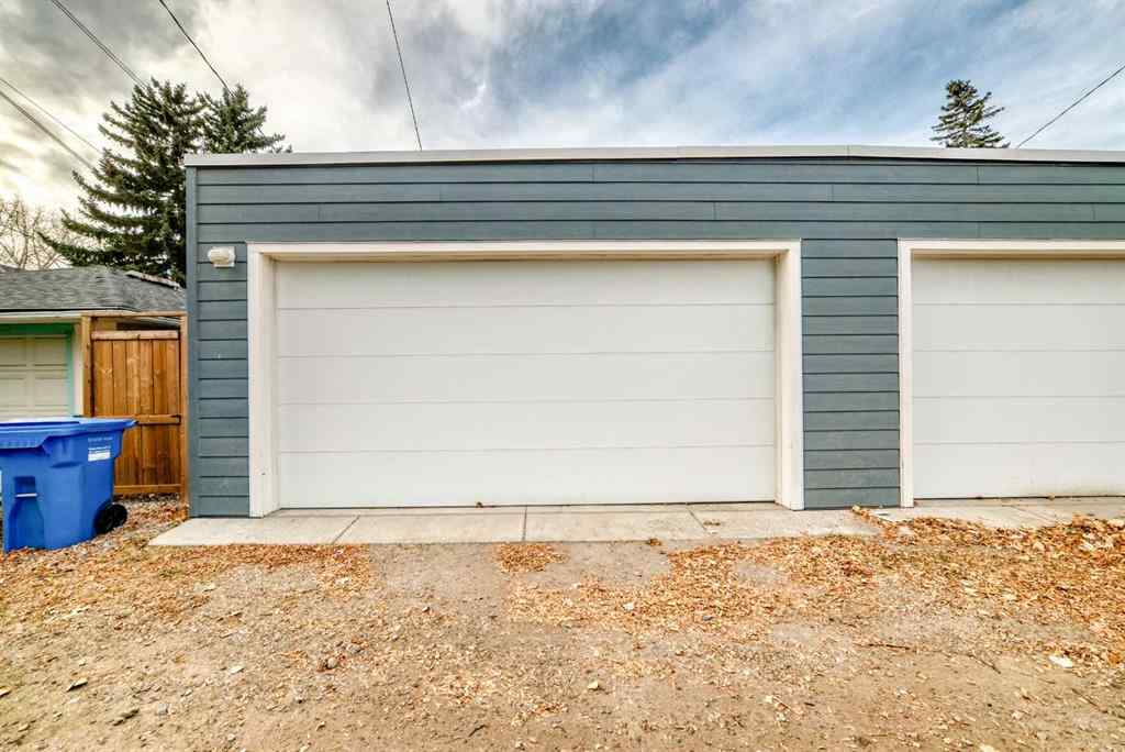 MLS® A2267168 - 2516 16A Street SE in Inglewood Calgary, Residential