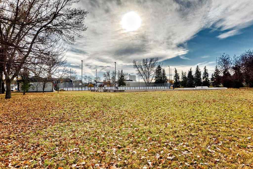 MLS® A2267168 - 2516 16A Street SE in Inglewood Calgary, Residential