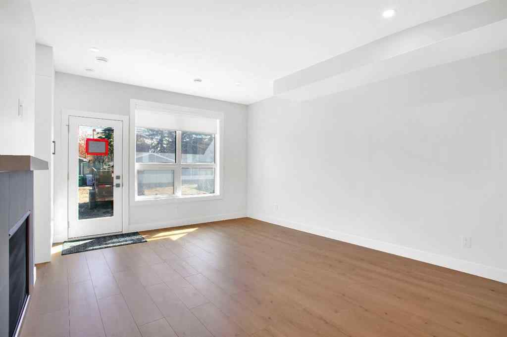 MLS® A2267168 - 2516 16A Street SE in Inglewood Calgary, Residential