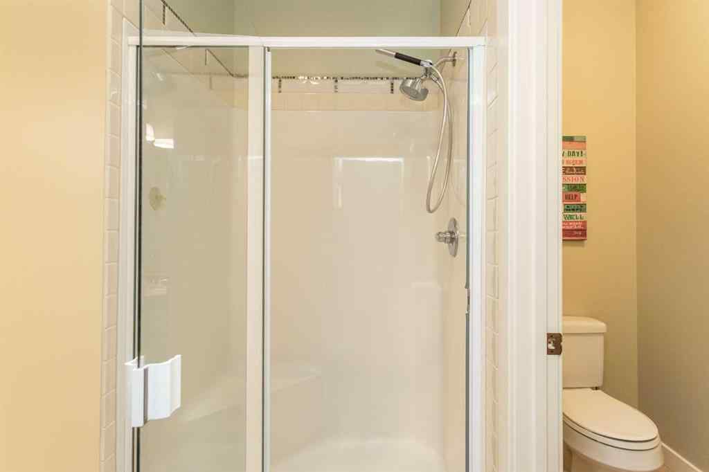 MLS® A2267169 - 20 Cranna Cove  in Cranna Cove Lacombe, Residential