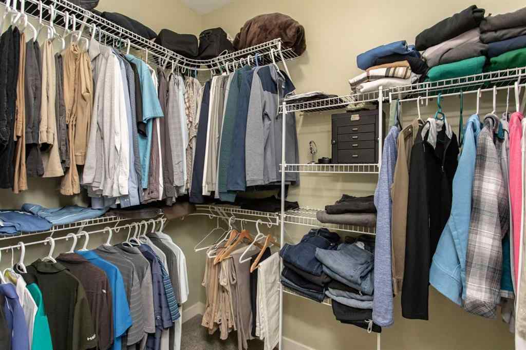 MLS® A2267169 - 20 Cranna Cove  in Cranna Cove Lacombe, Residential