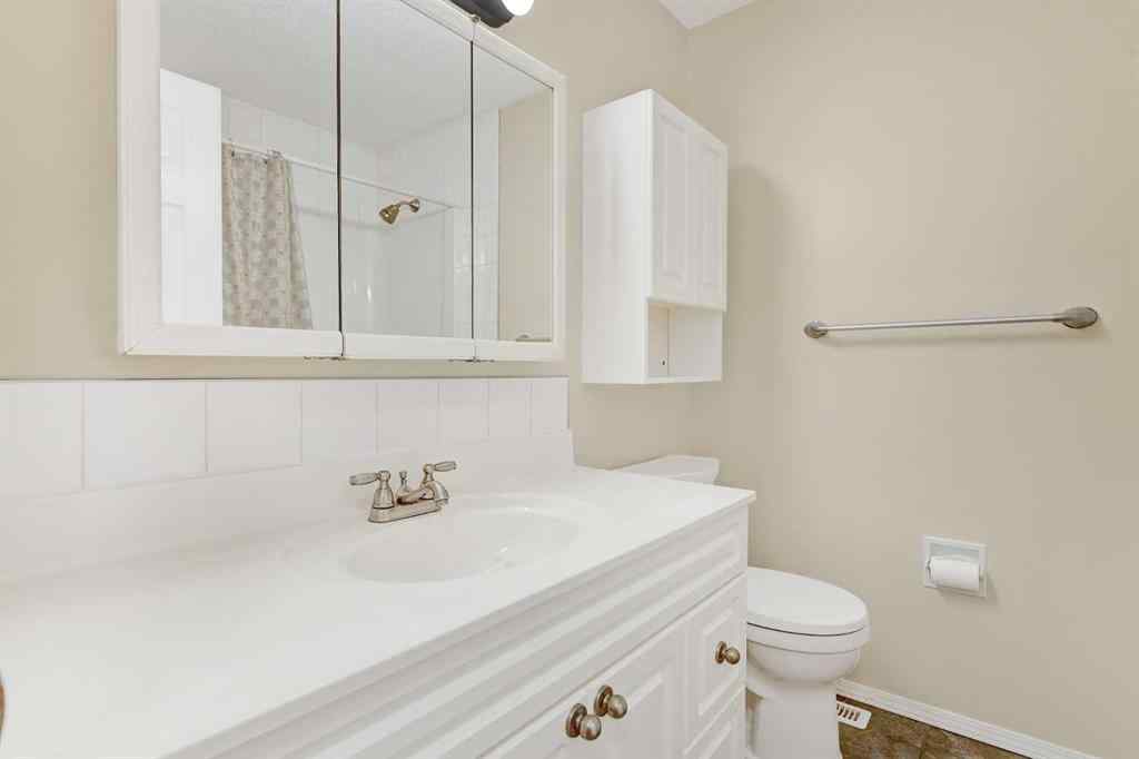 MLS&reg; # A2267170 - 9322 72 Avenue  in South Patterson Place Grande Prairie, Residential Open Houses