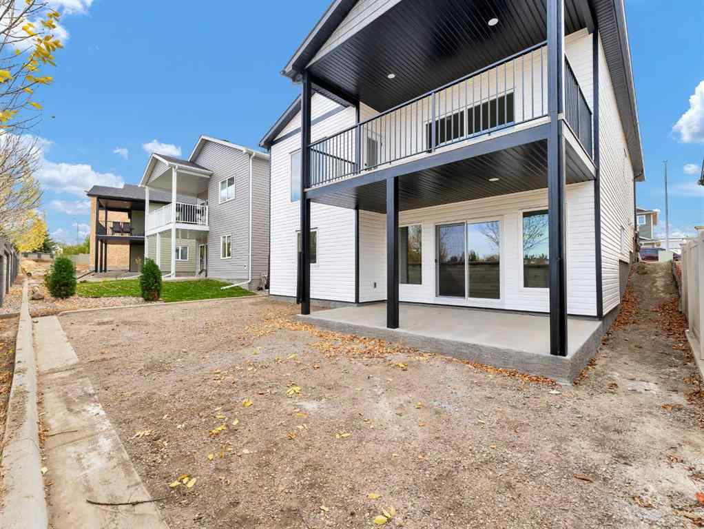 MLS® A2267171 - 31 Sierra Road SW in SW Southridge Medicine Hat, Residential