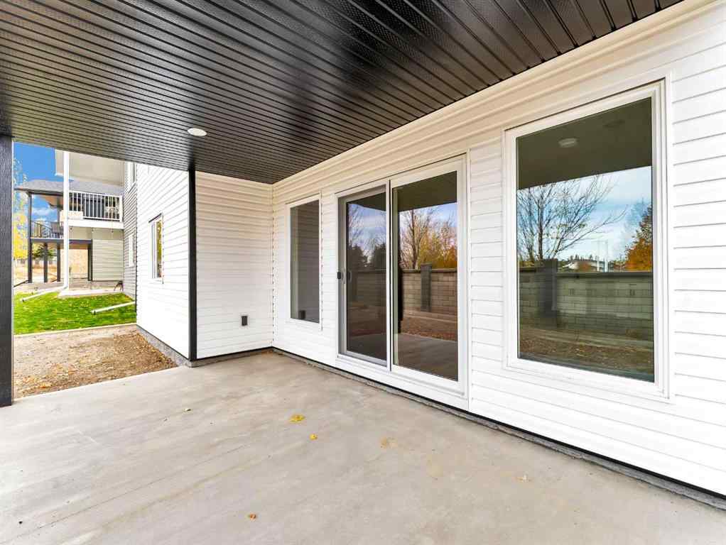 MLS® A2267171 - 31 Sierra Road SW in SW Southridge Medicine Hat, Residential