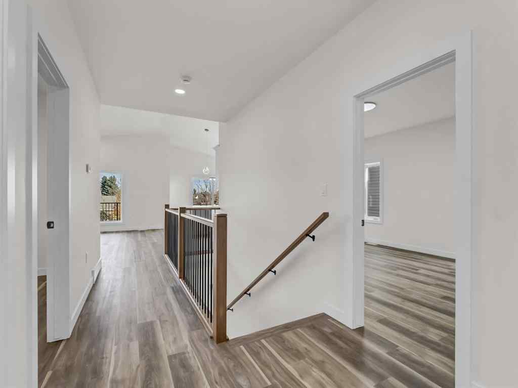 MLS® A2267171 - 31 Sierra Road SW in SW Southridge Medicine Hat, Residential