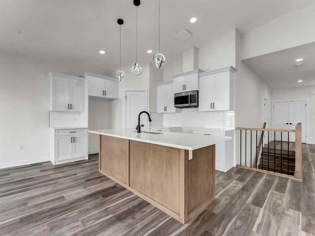 MLS® A2267171 - 31 Sierra Road SW in SW Southridge Medicine Hat, Residential