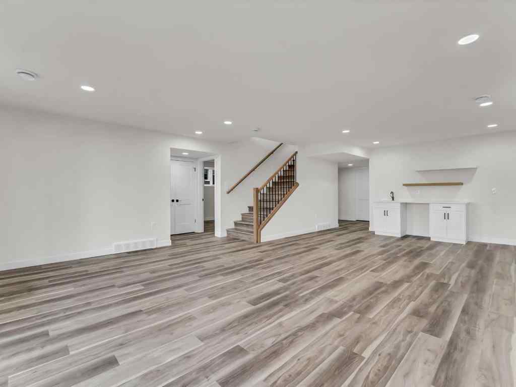 MLS® A2267171 - 31 Sierra Road SW in SW Southridge Medicine Hat, Residential