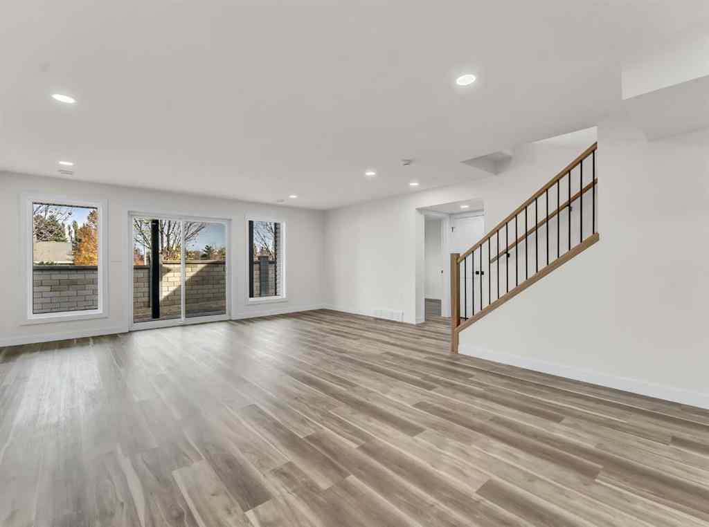 MLS® A2267171 - 31 Sierra Road SW in SW Southridge Medicine Hat, Residential