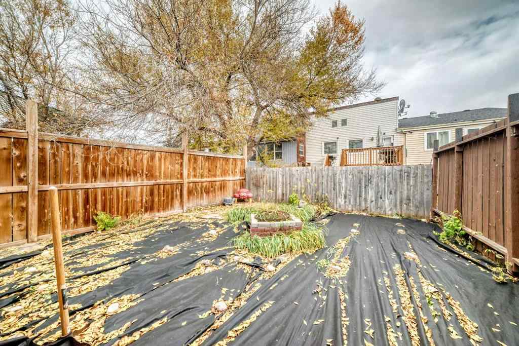 MLS® A2267173 - 1106 53A Street SE in Penbrooke Meadows Calgary, Residential