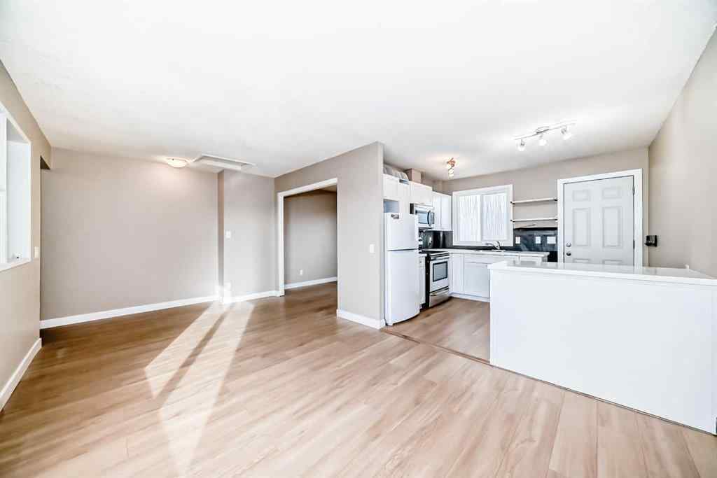 MLS® A2267173 - 1106 53A Street SE in Penbrooke Meadows Calgary, Residential