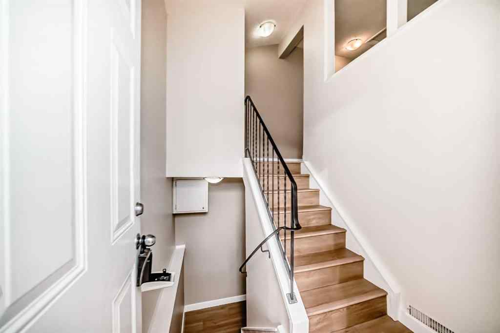 MLS® A2267173 - 1106 53A Street SE in Penbrooke Meadows Calgary, Residential