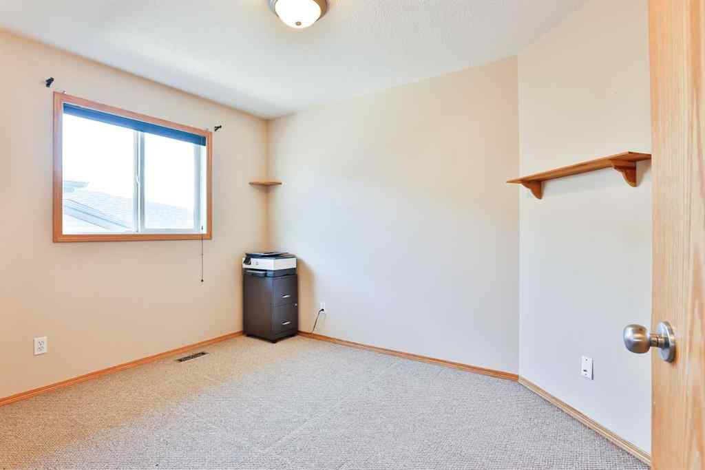 MLS&reg; # A2267174 - 175 Cowichan Court W in Indian Battle Heights Lethbridge, Residential Open Houses