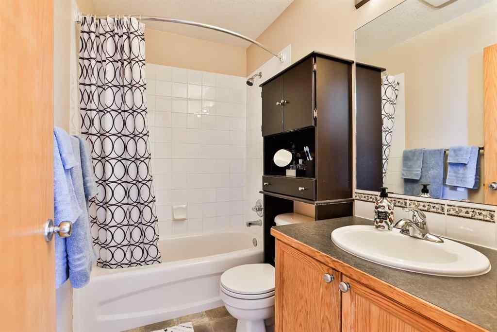 MLS&reg; # A2267174 - 175 Cowichan Court W in Indian Battle Heights Lethbridge, Residential Open Houses