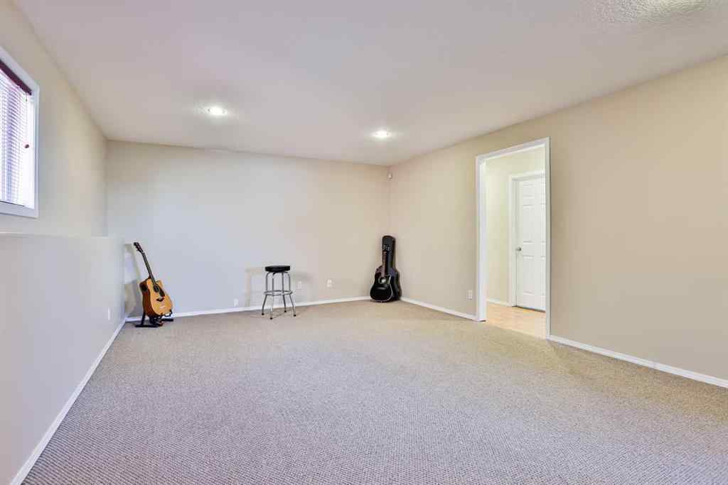 MLS&reg; # A2267174 - 175 Cowichan Court W in Indian Battle Heights Lethbridge, Residential Open Houses