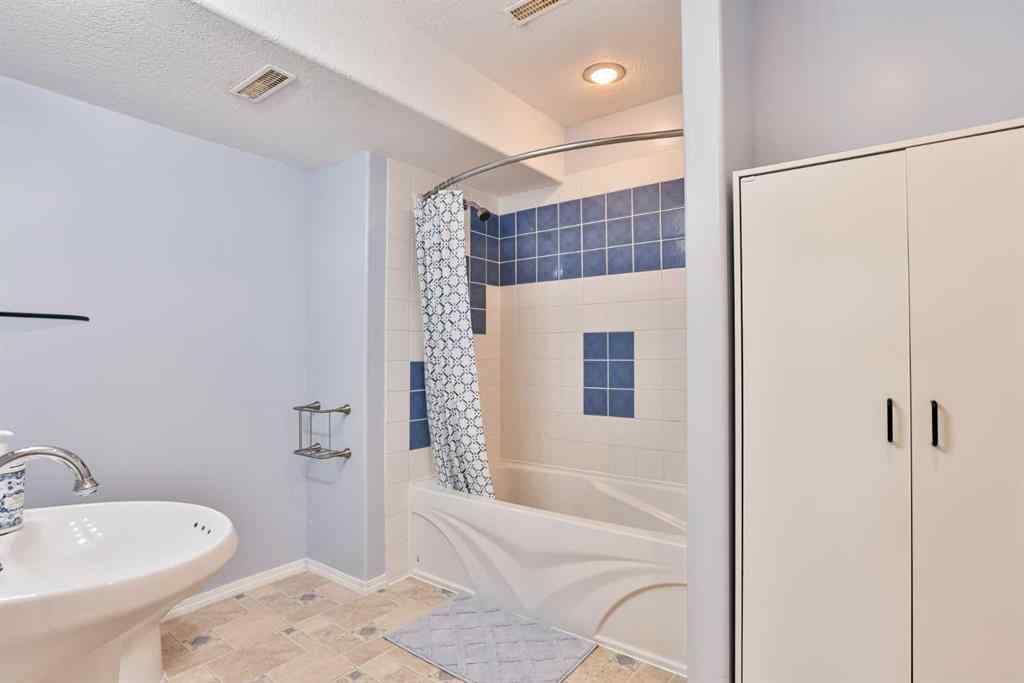 MLS&reg; # A2267174 - 175 Cowichan Court W in Indian Battle Heights Lethbridge, Residential Open Houses