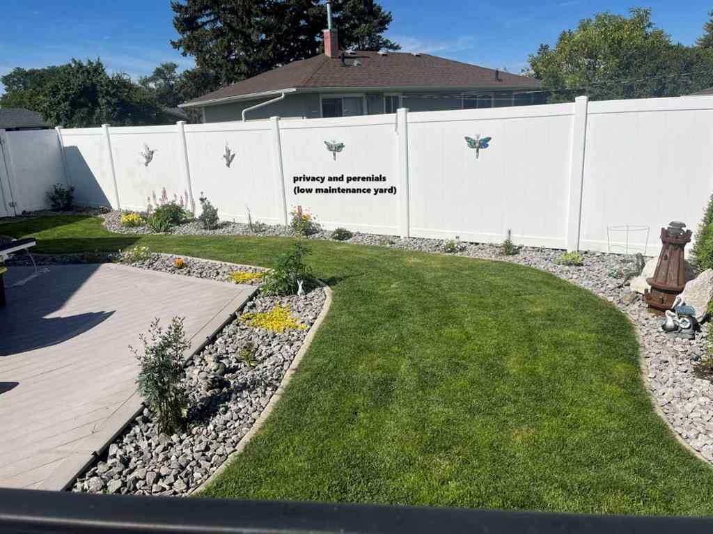 MLS® A2267176 - 3828 Eastwood Crescent  in Eastview Red Deer, Residential