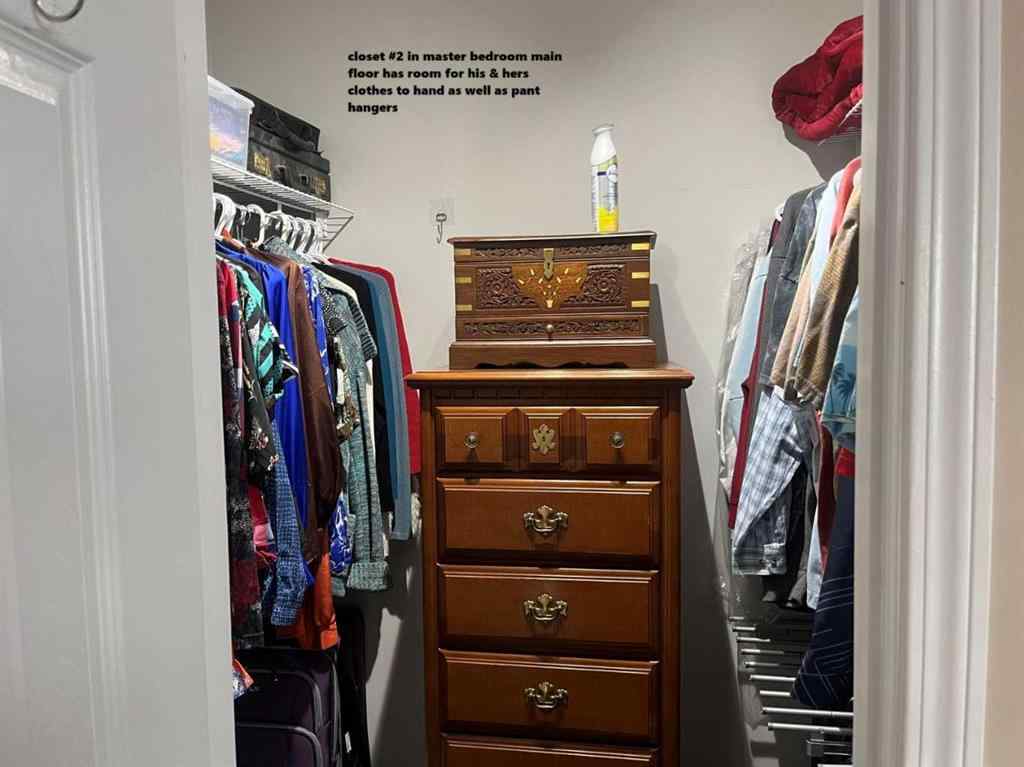 MLS® A2267176 - 3828 Eastwood Crescent  in Eastview Red Deer, Residential