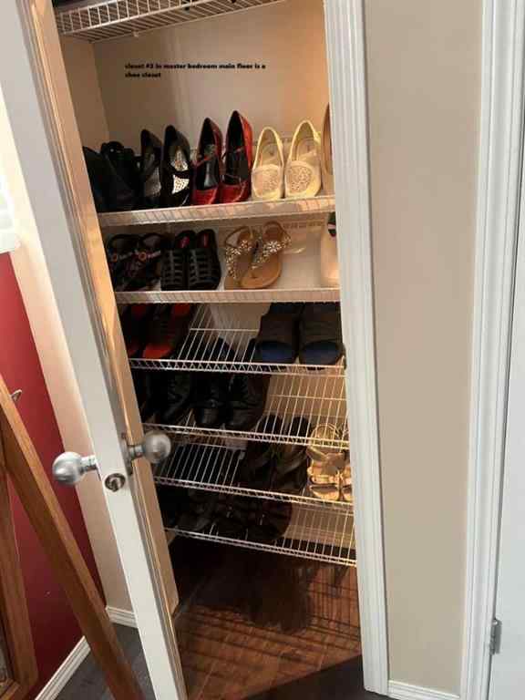 MLS® A2267176 - 3828 Eastwood Crescent  in Eastview Red Deer, Residential