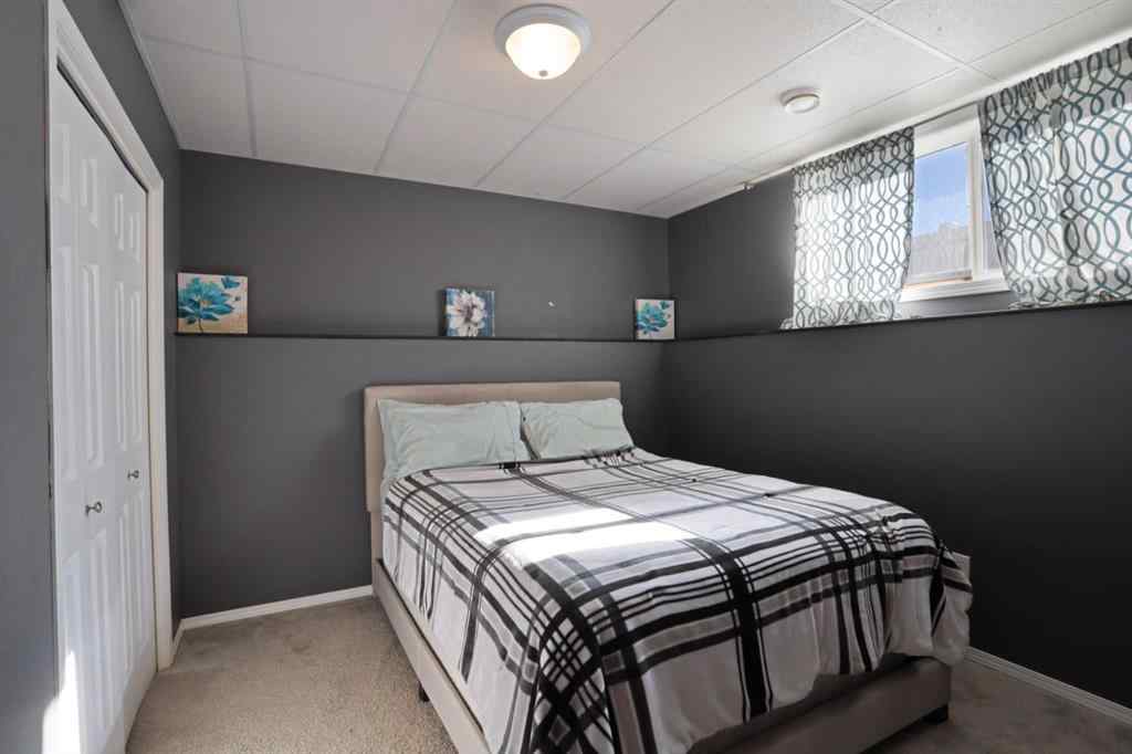 MLS® A2267177 - 216 14 Street E in Meadowbrook Brooks, Residential