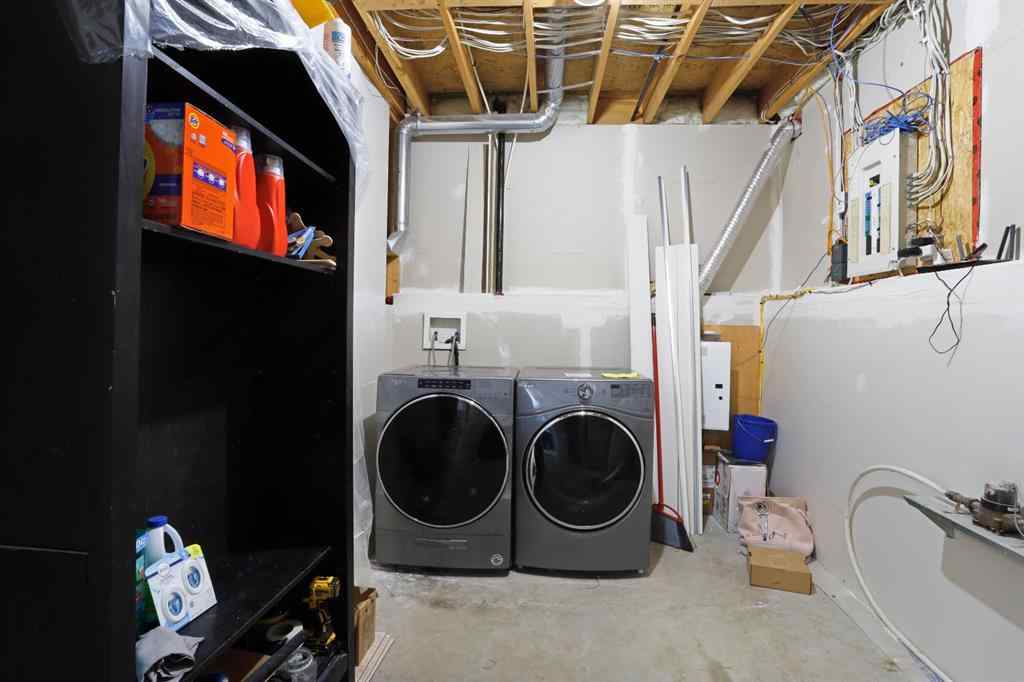 MLS® A2267177 - 216 14 Street E in Meadowbrook Brooks, Residential