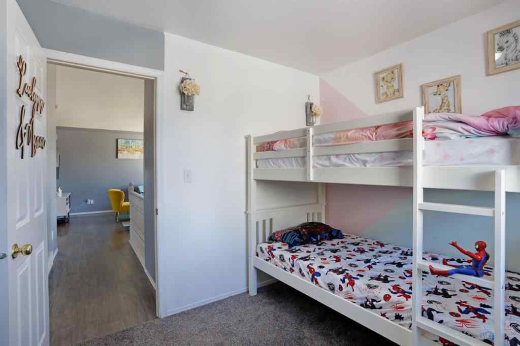 MLS® A2267177 - 216 14 Street E in Meadowbrook Brooks, Residential