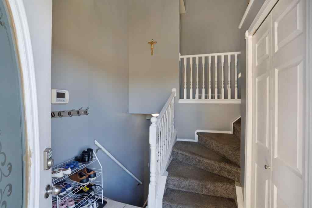 MLS® A2267177 - 216 14 Street E in Meadowbrook Brooks, Residential