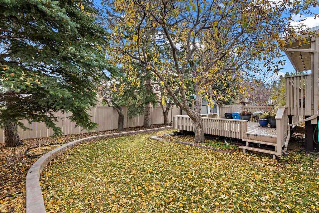 MLS® A2267181 - 3350 Oakwood Drive SW in Oakridge Calgary, Residential