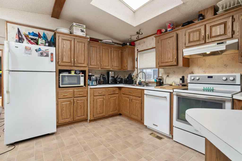 MLS® A2267182 - 5233 47 Street  in Sparling Camrose, Residential