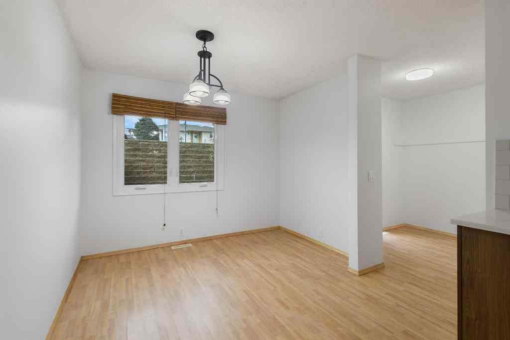 MLS® A2267183 - Unit #72 1055 72 Avenue NW in Huntington Hills Calgary, Residential