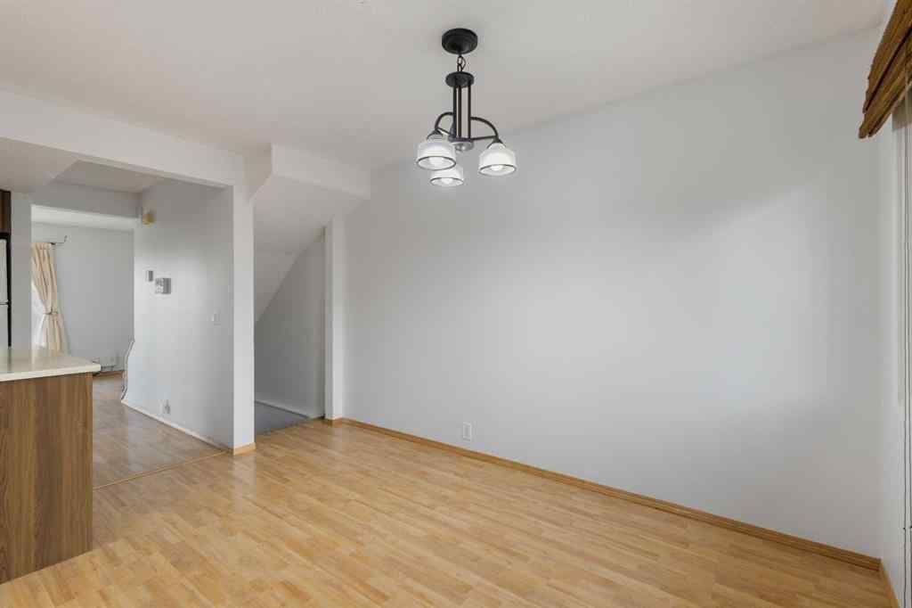 MLS® A2267183 - Unit #72 1055 72 Avenue NW in Huntington Hills Calgary, Residential