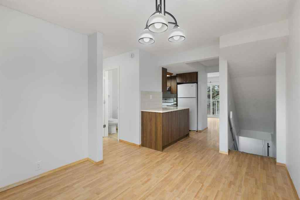 MLS® A2267183 - Unit #72 1055 72 Avenue NW in Huntington Hills Calgary, Residential