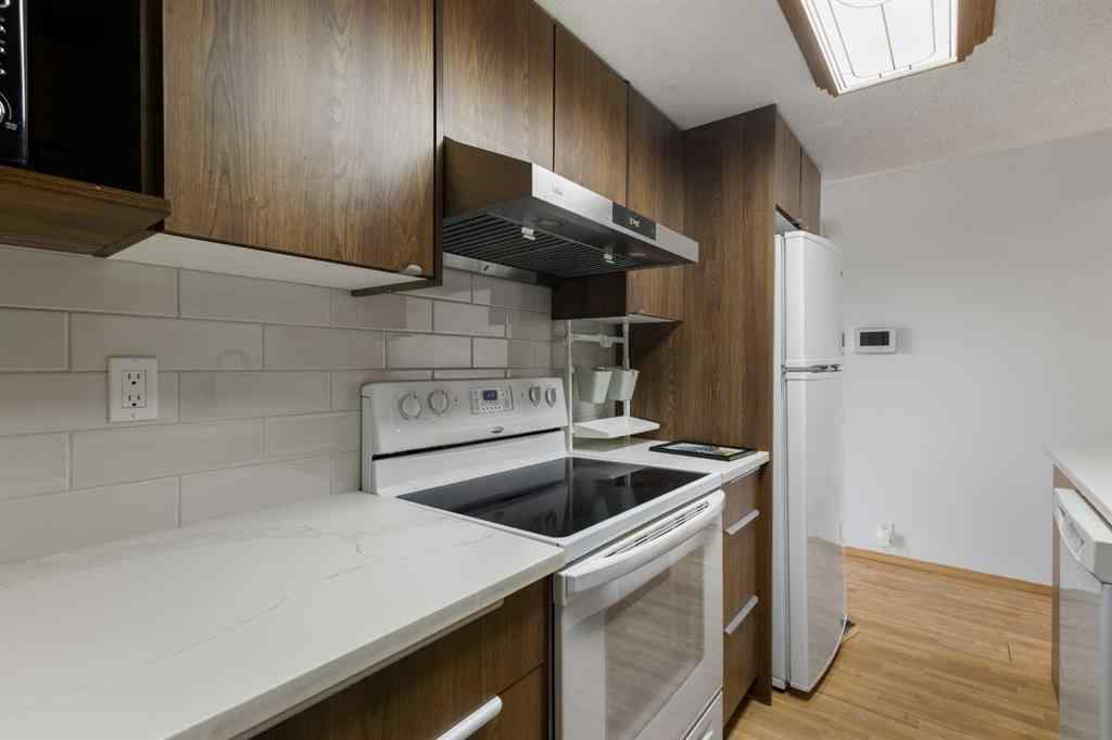 MLS® A2267183 - Unit #72 1055 72 Avenue NW in Huntington Hills Calgary, Residential