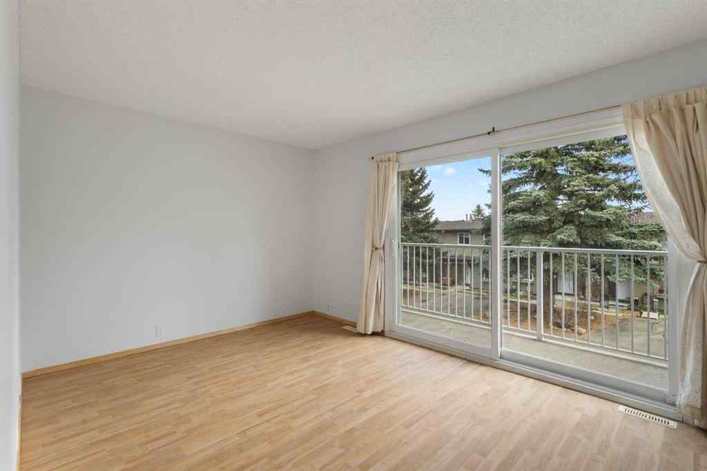 MLS® A2267183 - Unit #72 1055 72 Avenue NW in Huntington Hills Calgary, Residential