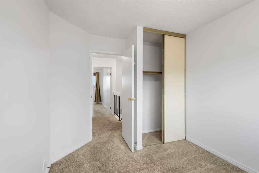 MLS® A2267183 - Unit #72 1055 72 Avenue NW in Huntington Hills Calgary, Residential