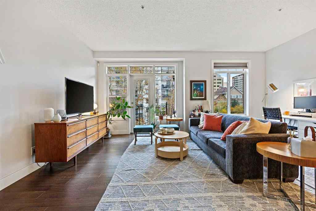 MLS® A2267188 - Unit #304 923 15 Avenue SW in Beltline Calgary, Residential