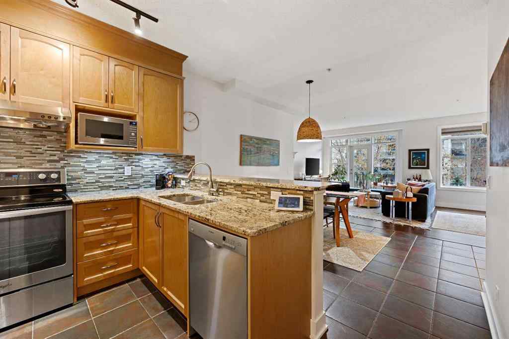 MLS® A2267188 - Unit #304 923 15 Avenue SW in Beltline Calgary, Residential