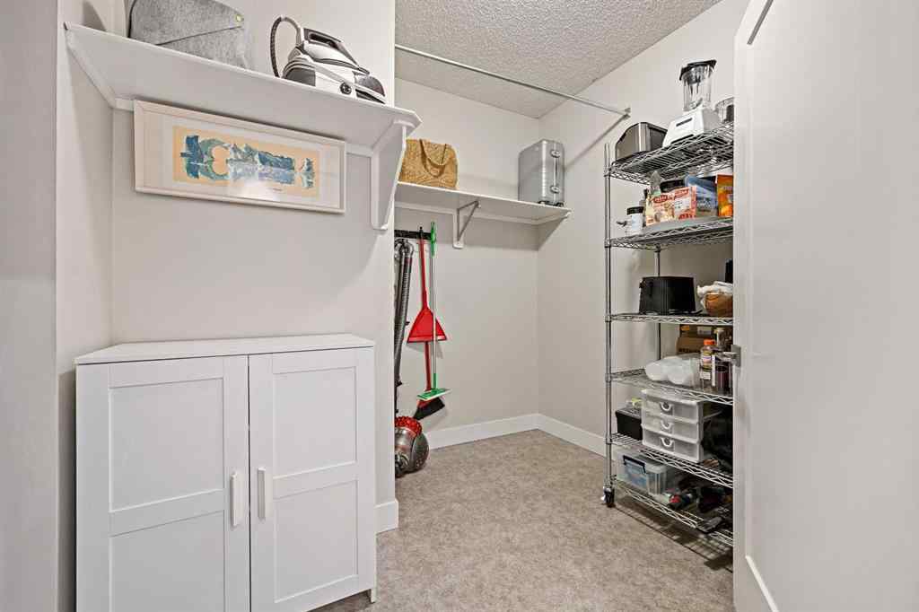 MLS® A2267188 - Unit #304 923 15 Avenue SW in Beltline Calgary, Residential