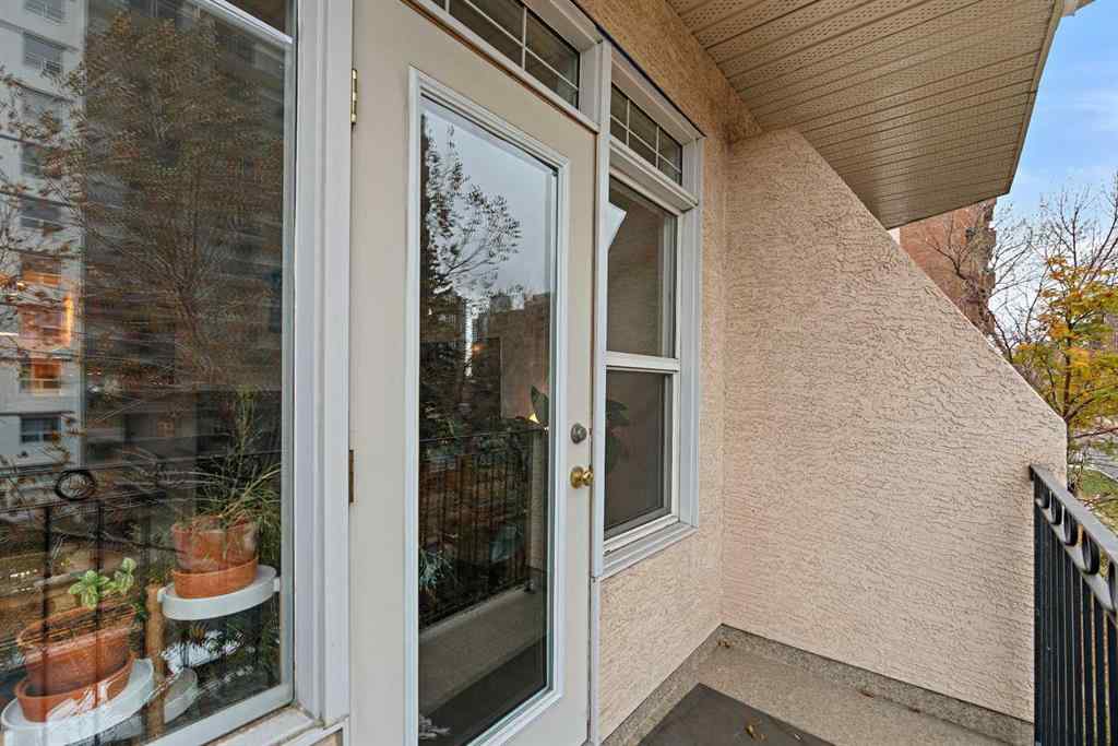 MLS® A2267188 - Unit #304 923 15 Avenue SW in Beltline Calgary, Residential